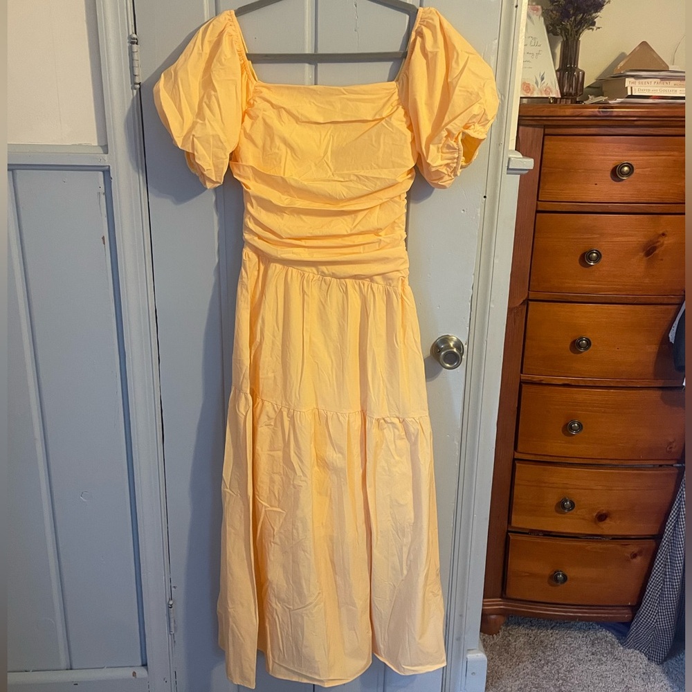 Asymmetrical Waist Yellow Puff Sleeve Square Neck Dress